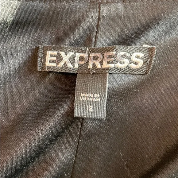 Express Black Floral Mini Dress - Picture 7 of 7